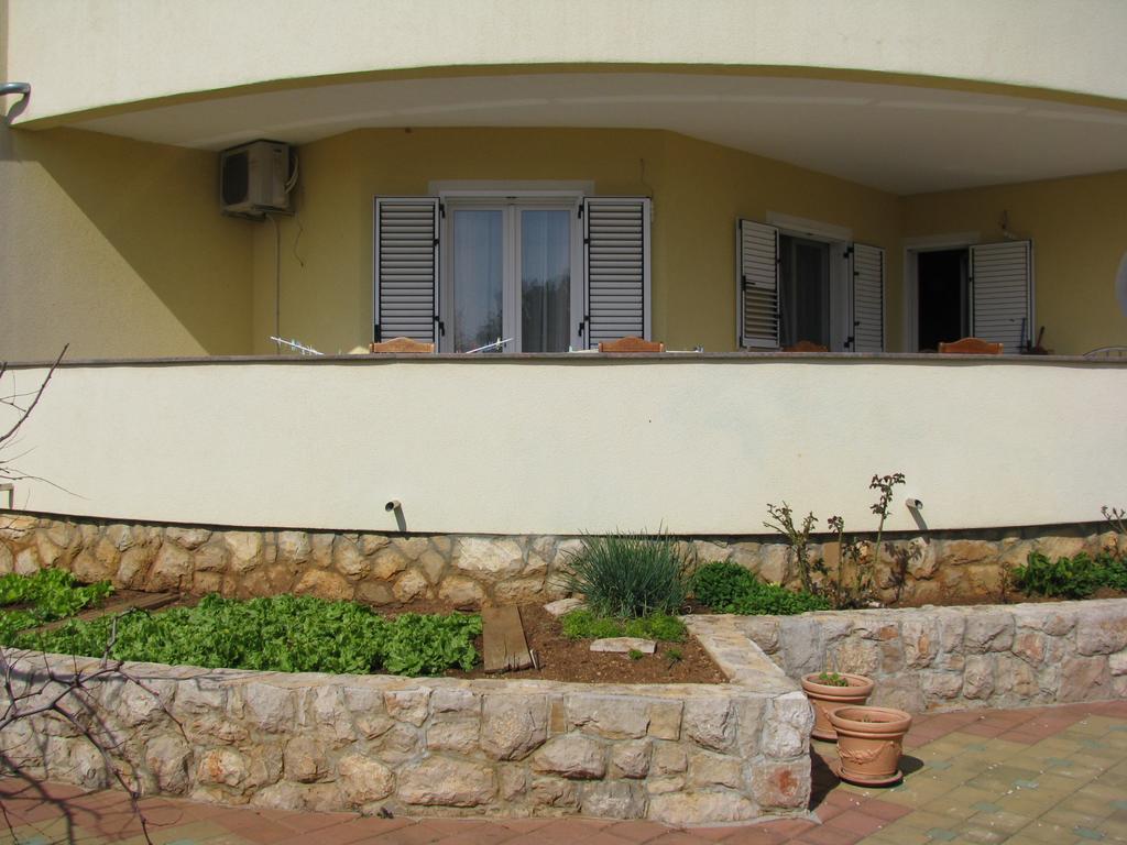 Apartment Megi Tribalj Extérieur photo