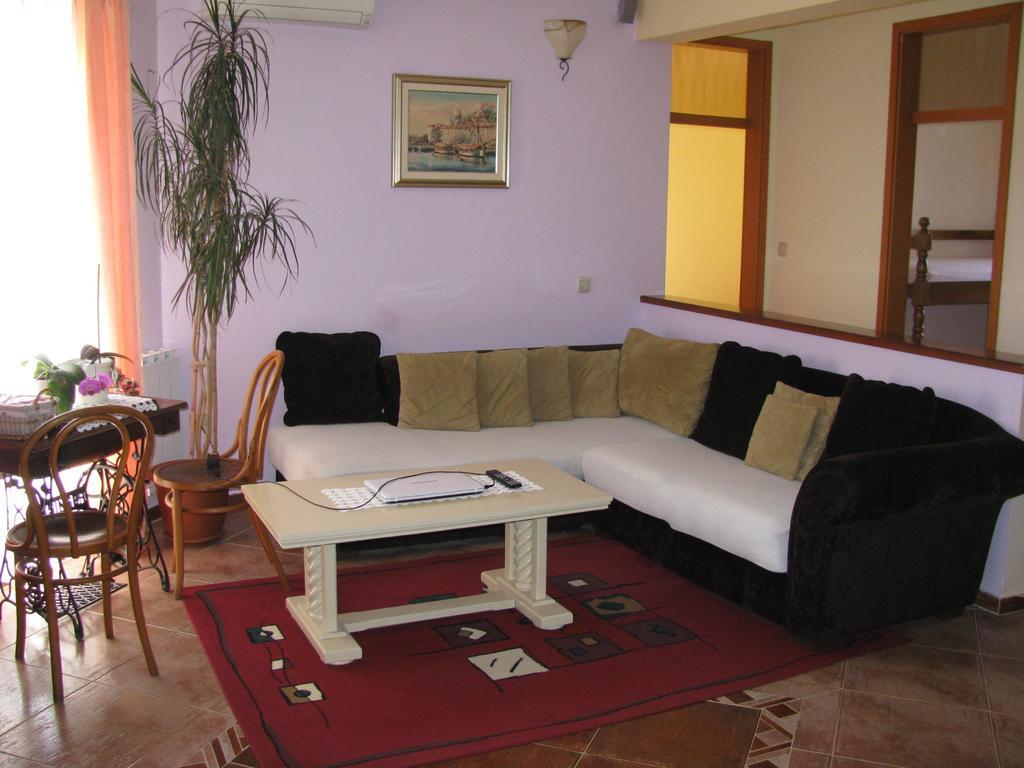Apartment Megi Tribalj Chambre photo
